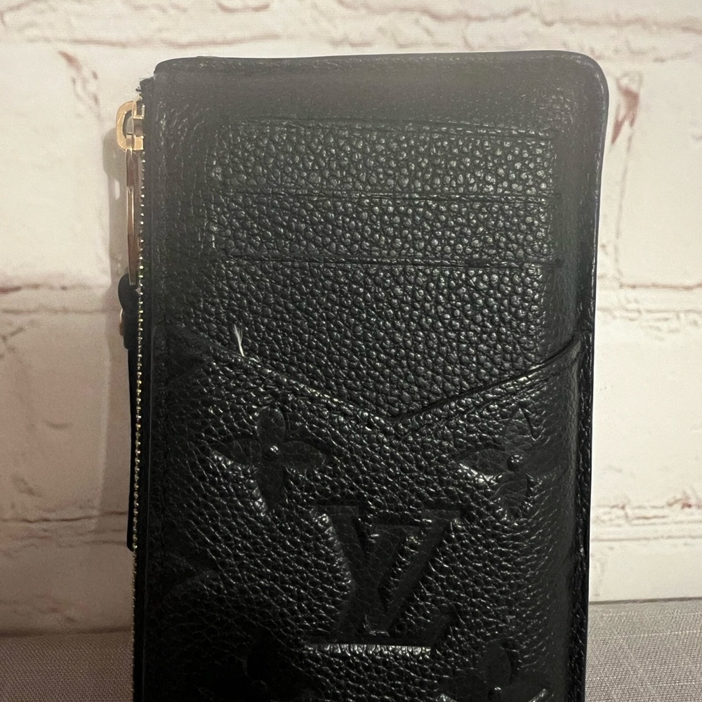 Louis Vuitton Card Holder Recto Verso in Empreinte Leather - Picture 4 of 15
